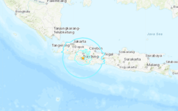 Magnitude 6.4 Quake Hits Indonesia&#8217;s West Java
