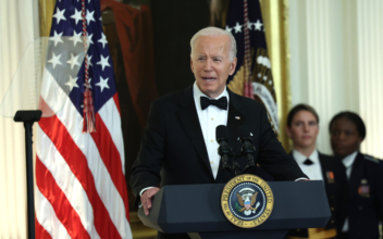 White House Leaves Open Possibility Biden Will Sign Bill That Removes Military’s COVID-19 Vaccine Mandate