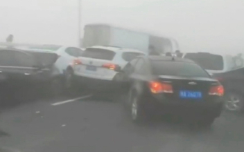 One Dead in Big Pileup on Chinese Bridge Shrouded in Fog: State Media