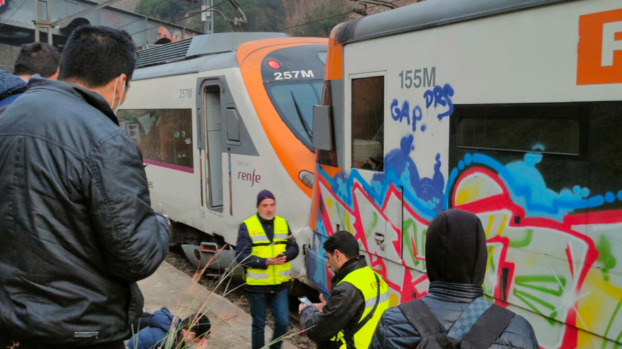 Train Collision in Spain Hurts 155, No Serious Injuries