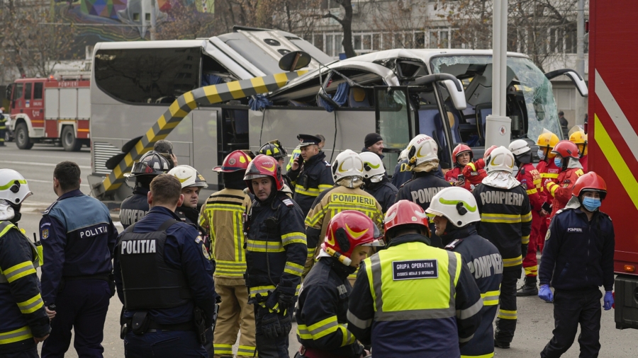 Bus Crash in Romania Leaves 1 Dead, More Than 20 Injured
