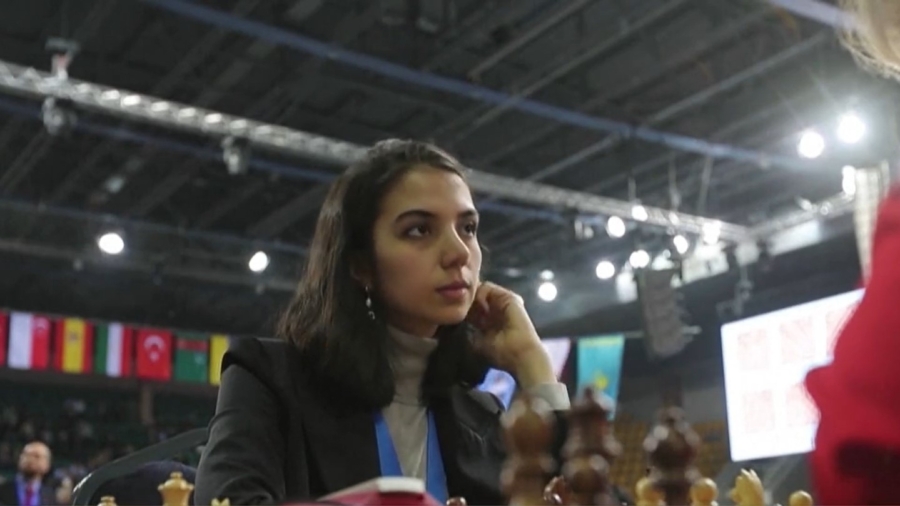 Iranian Female Chess Player Competes Without Hijab