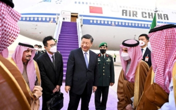 Chinese Leader Xi Jinping Visits Saudi Arabia Amid Tensions With US