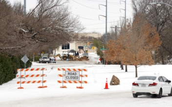 Greg Abbott Orders Probe of Atmos Energy Over ‘Failure to Prepare for Winter Weather Event’