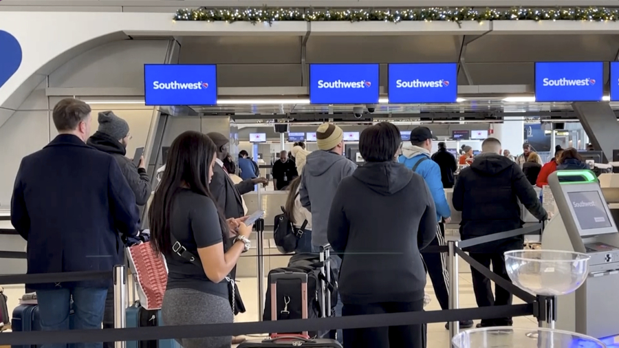 Transport Department to Probe Southwest Airlines After Thousands of Flights Canceled Amid Winter Storm