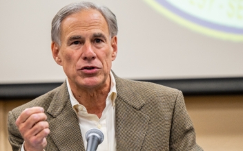 Texas Governor Signs Bill Banning Trans Surgeries, Hormone Therapies for Children