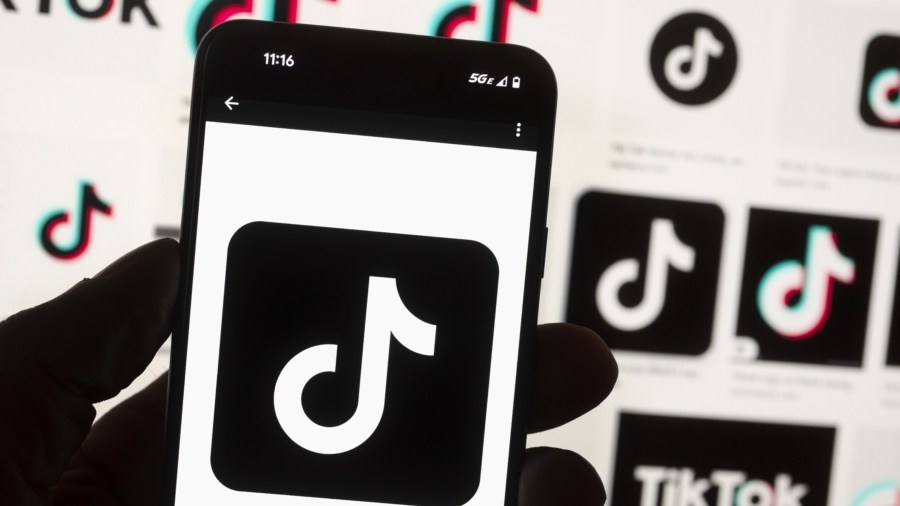 Congress Moves to Ban TikTok From US Government Devices