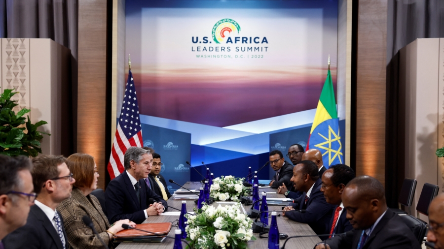 Beijing Rejects Africa 'Debt Trap' Claim as Washington Holds US-Africa Summit