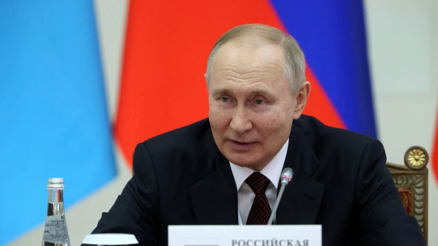 Putin Bans Russian Oil Exports to Countries That Impose Price Cap