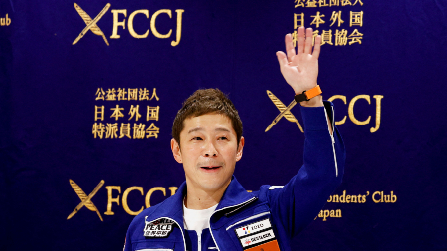 Japanese Billionaire Maezawa Picks K-pop Star T.O.P, DJ Steve Aoki to Join SpaceX Moon Trip