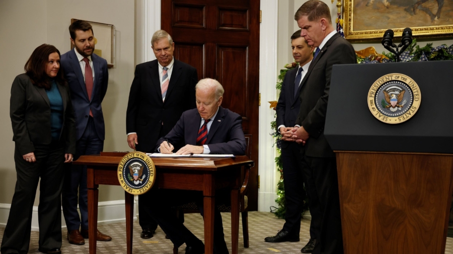 Biden Signs Bill That Imposes Agreement on Rail Unions, Averting Strike
