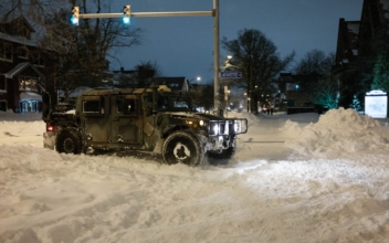 Videos Show Looting in Buffalo After Blizzard