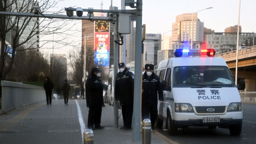 US Embassy Urges Americans Not to Travel to China
