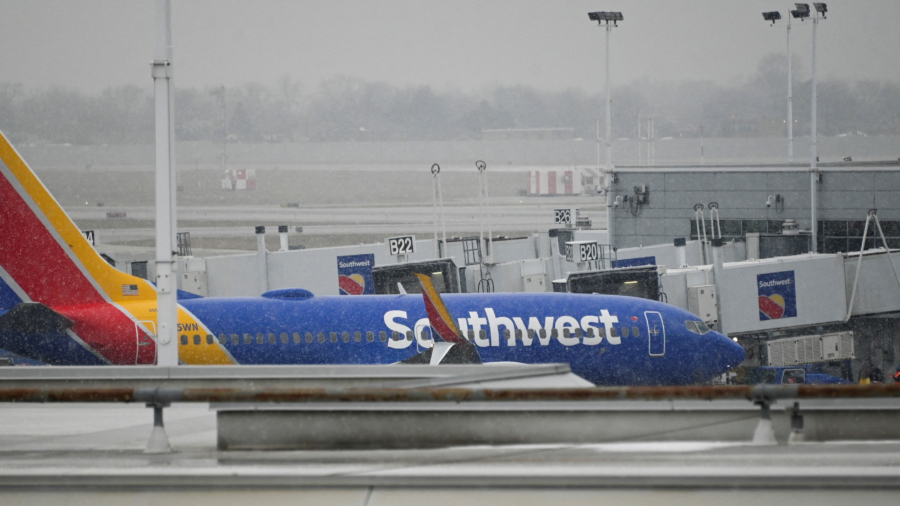 Southwest Airlines Cancels 2,500 More Flights Wednesday Amid Federal Officials’ Warnings