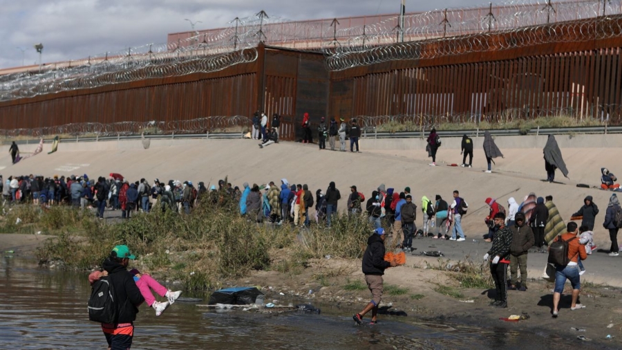 El Paso Mayor Declares State of Emergency Amid Surge of Illegal Aliens