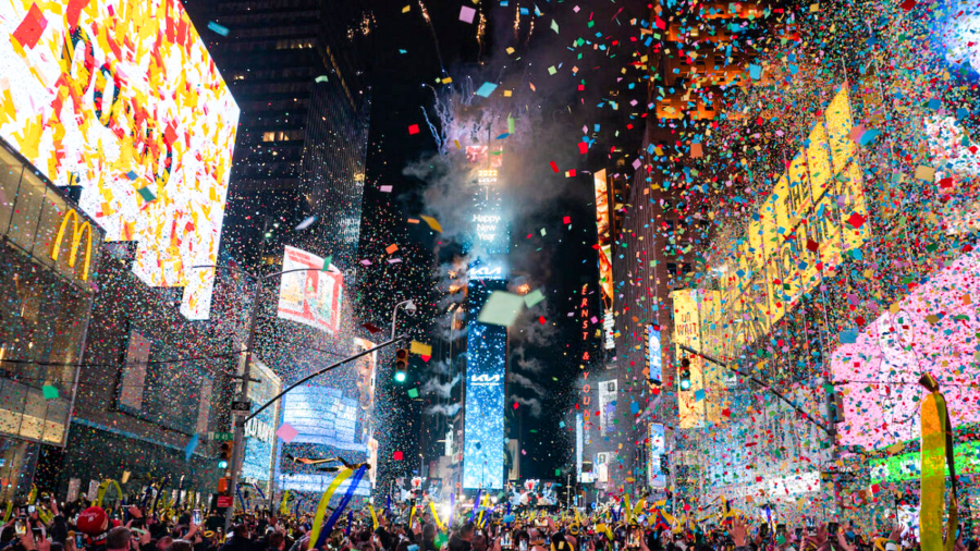 Times Square Tests New Year’s Eve Confetti