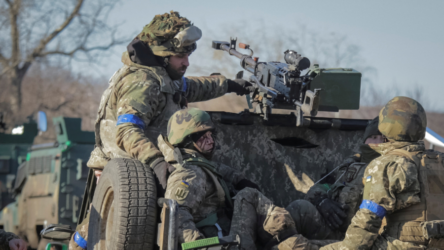 Ukraine Pledges Sweeping Personnel Changes as Allies Jostle Over Tanks