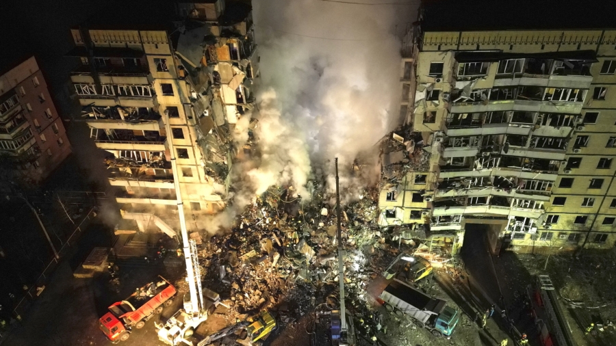 Deaths From Strike on Ukraine Apartment Building Rise to 29