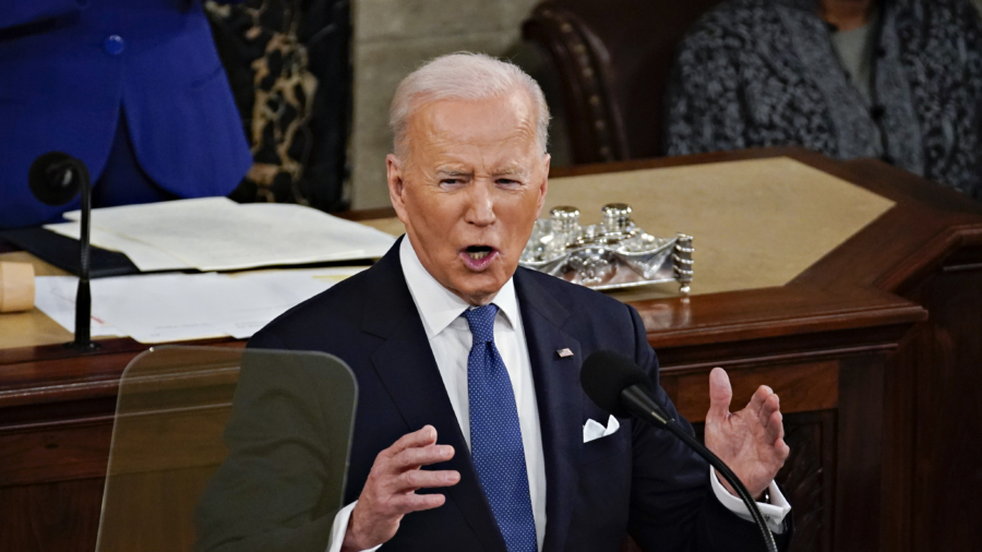 Biden Will Give State of the Union Address Next Month After Accepting McCarthy’s ‘Kind Invitation’