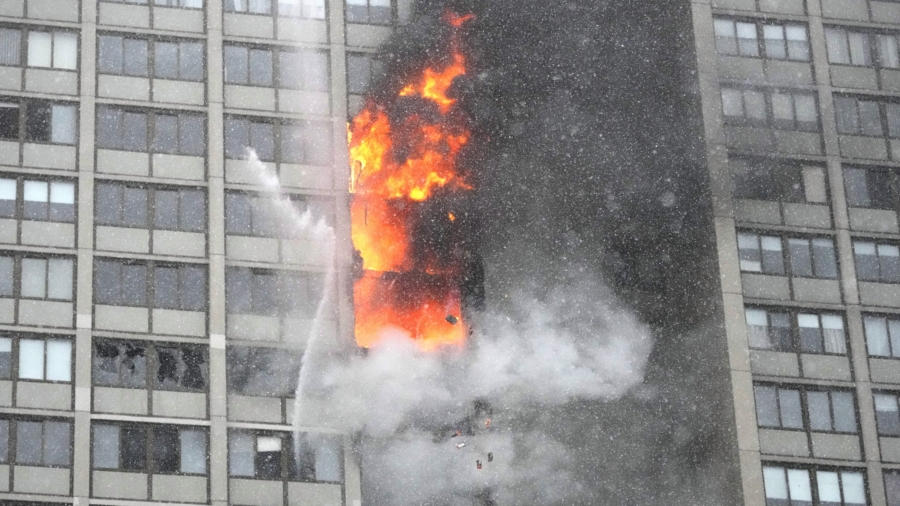 Officials: Deadly Chicago High-Rise Fire Was Accidental