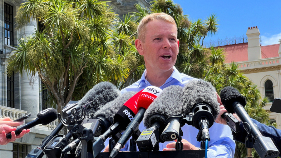New Zealand Chooses Chris Hipkins to Replace Jacinda Ardern as Prime Minister
