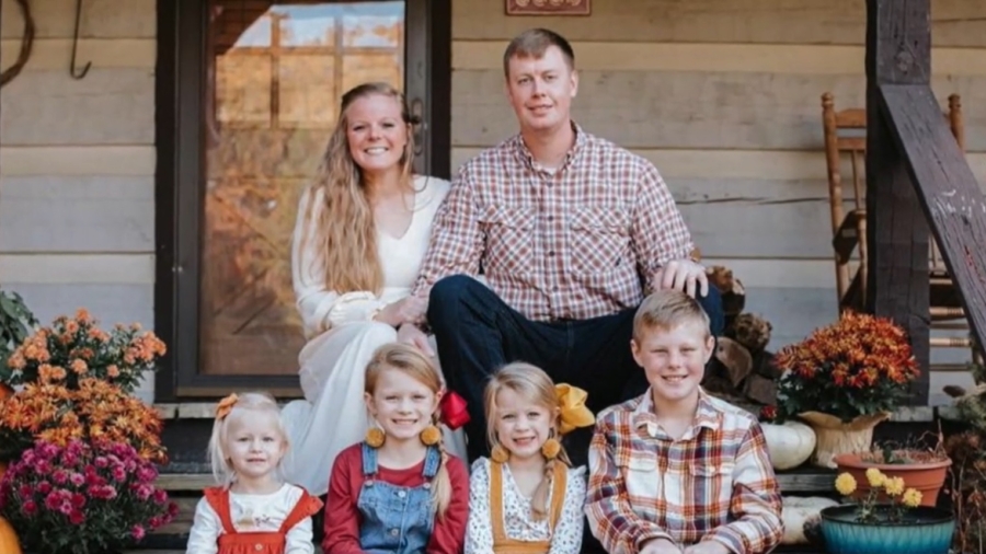 Mother of 4 Passes On Lessons From Grandmother About Life on the Land