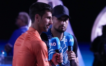 Djokovic Receives Warm Welcome in Melbourne Return