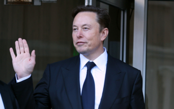 Elon Musk Meets With White House Officials on EVs