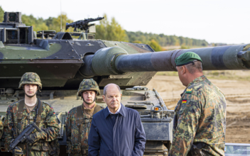 Germany Agrees to Provide Ukraine With Advanced Battle Tanks