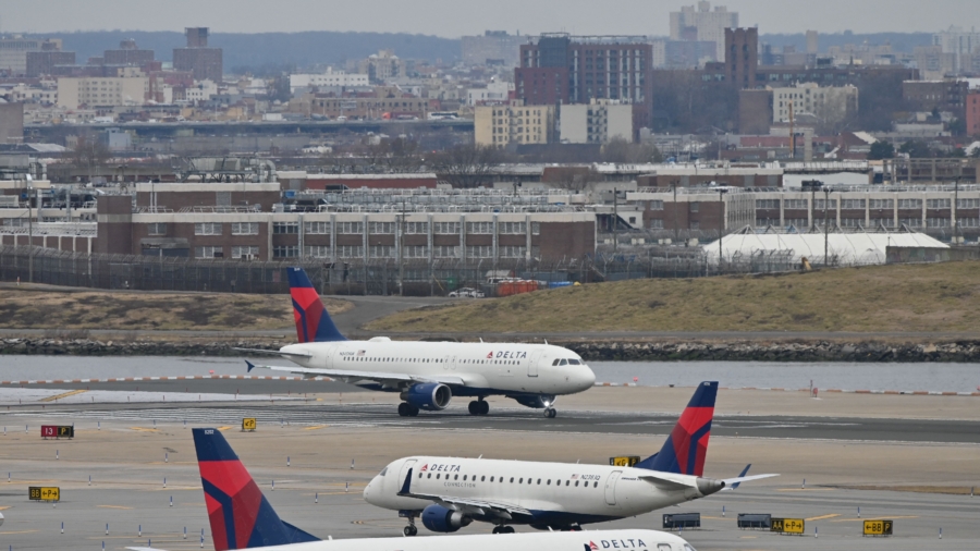 Airlines Face Hurdles to Cashing In on China Reopening