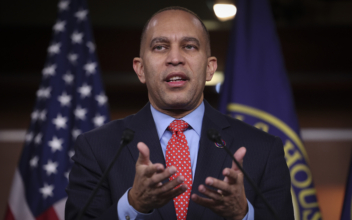 Jeffries Nominates Schiff, Swalwell for Intelligence Committee Despite McCarthy’s Vows of Removal