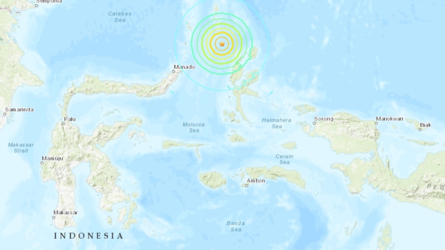 Indonesia Says Magnitude 7 Quake Off Sulawesi, Residents Flee Buildings