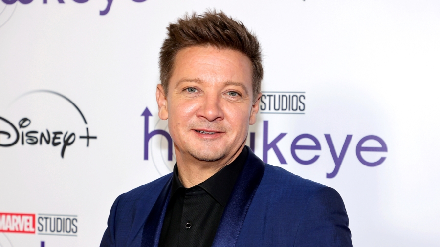 Jeremy Renner, Marvel’s Hawkeye, Posts First Selfie After Snow Plow Accident