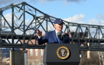 Biden Travels to Kentucky to Speak About His Economic Plan