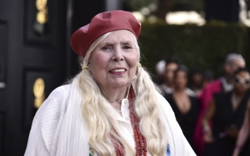 Joni Mitchell to Receive Gershwin Prize for Popular Song