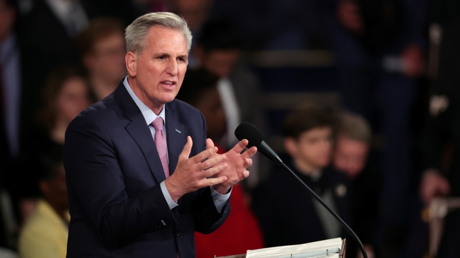 McCarthy Plans to Remove Schiff, Omar, Swalwell From House Committees
