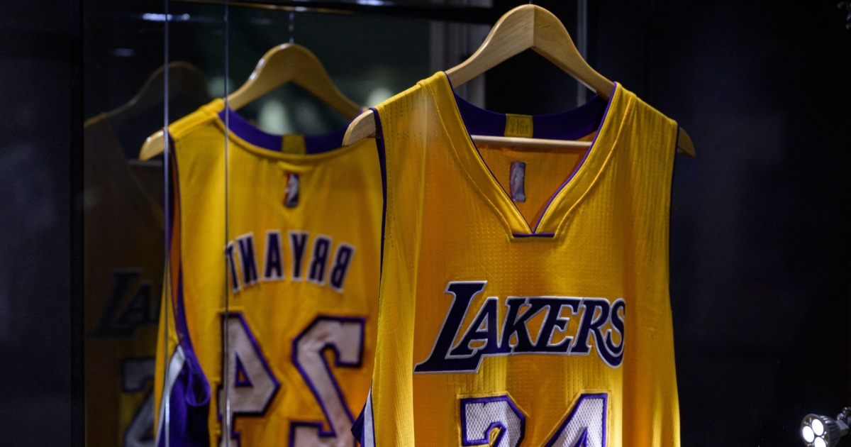 2k21 kobe jersey