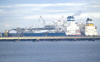 1st Tanker Carrying LNG From US Arrives in Germany