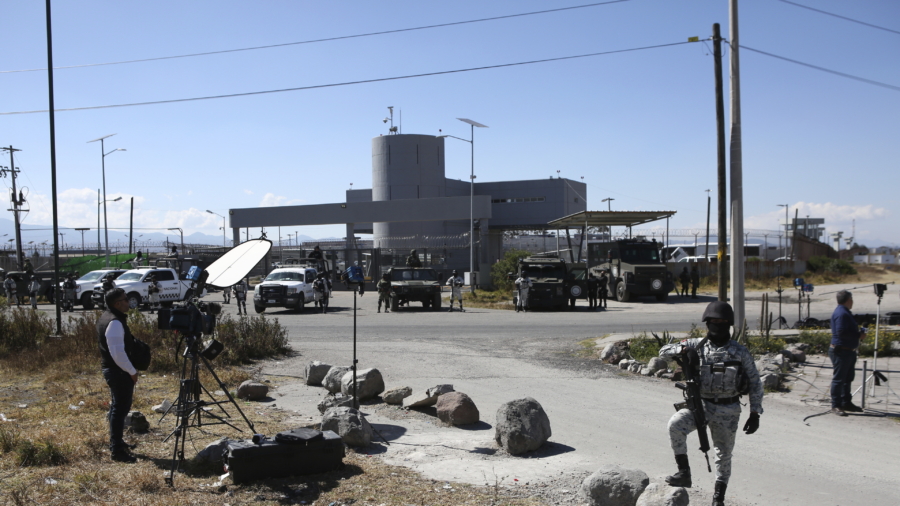 29 Killed as Mexican Authorities Detail Raid to Arrest Son of 'El Chapo'