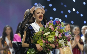 Miss USA R’Bonney Gabriel Wins Miss Universe Competition