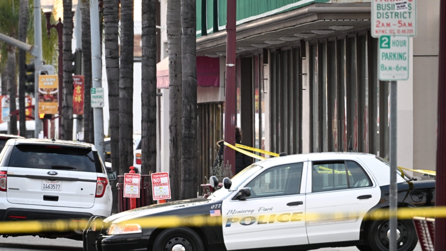 LA Police Hold Briefing on Deadly Shooting in Monterey Park