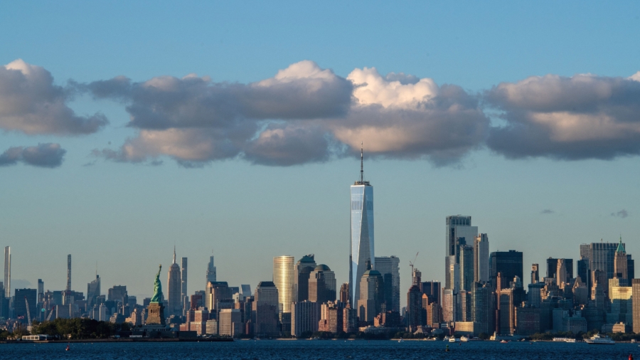 All NYC Employees Ordered to Take Critical Race Theory Training: Report