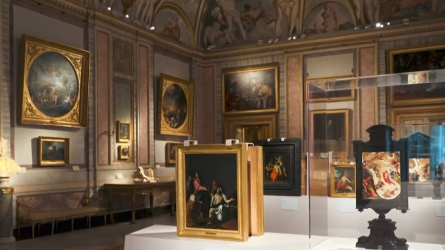 Rome Exhibition Features Stone Paintings