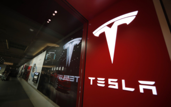 LIVE 10 AM ET: Tesla Trial Continues on Jan. 20