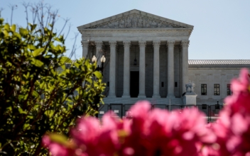 State AGs Tell Top 100 CEOs That SCOTUS Affirmative Action Ruling Applies to Them Too