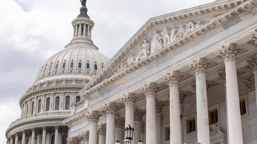 GOP Senators Challenge Biden's ESG Rule