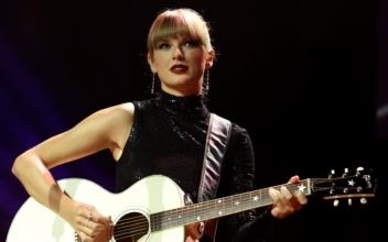 LIVE NOW: Live Nation CFO Testifies on Ticketing Errors for Taylor Swift Concert
