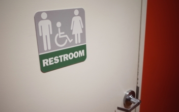 US Appeals Court Upholds Florida High School’s Transgender Bathroom Ban