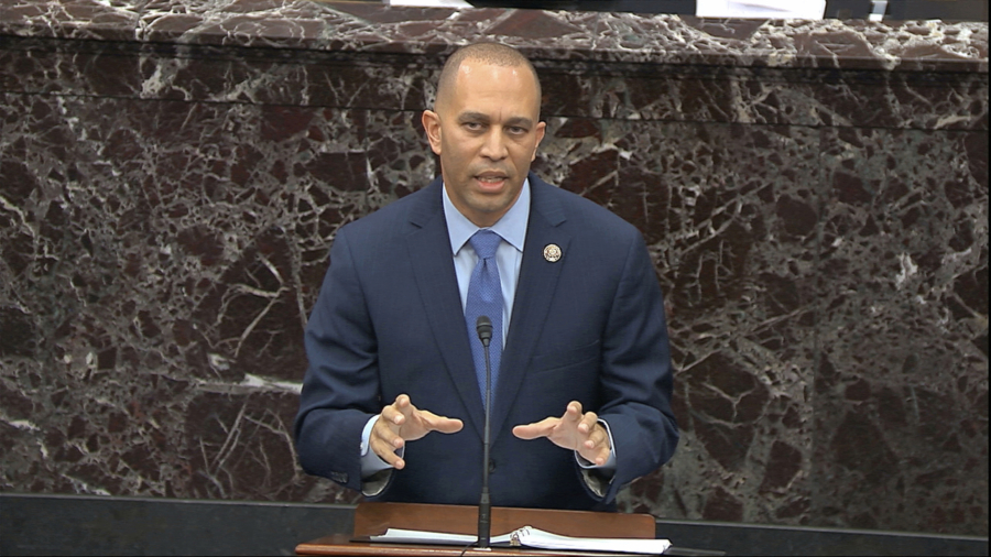 House Democratic Leader Hakeem Jeffries Holds Weekly Press Conference