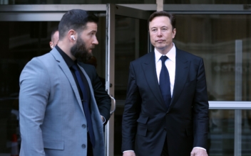 Musk Meets With House Leaders McCarthy, Jeffries in Capitol Visit